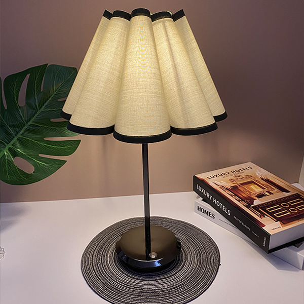 Rechargeable Table Lamp