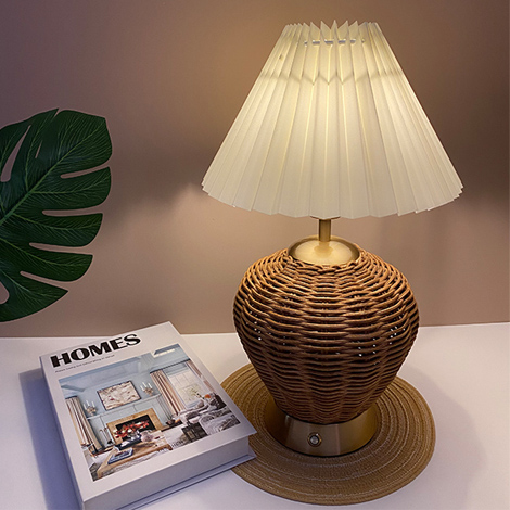 Rattan Table Lamp