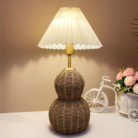 Rattan Rechargeable Table Lamp